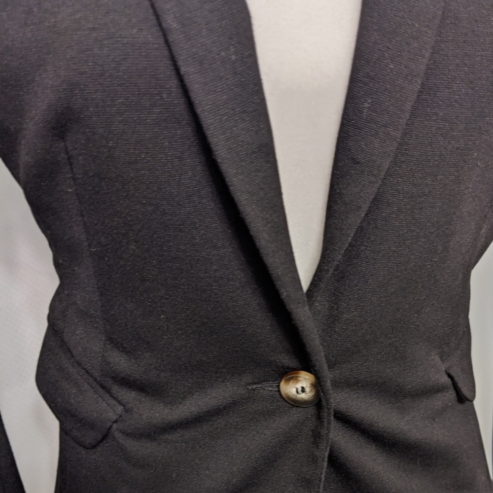 H & M Black Blazer - Picture 3 of 6